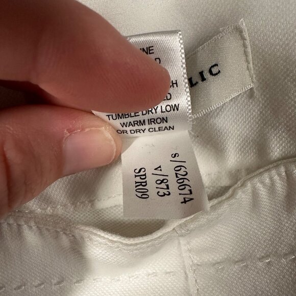 Banana Republic Womens 6 Martin Fit White Wide Leg Pants Buttons *Stains - Picture 9 of 16